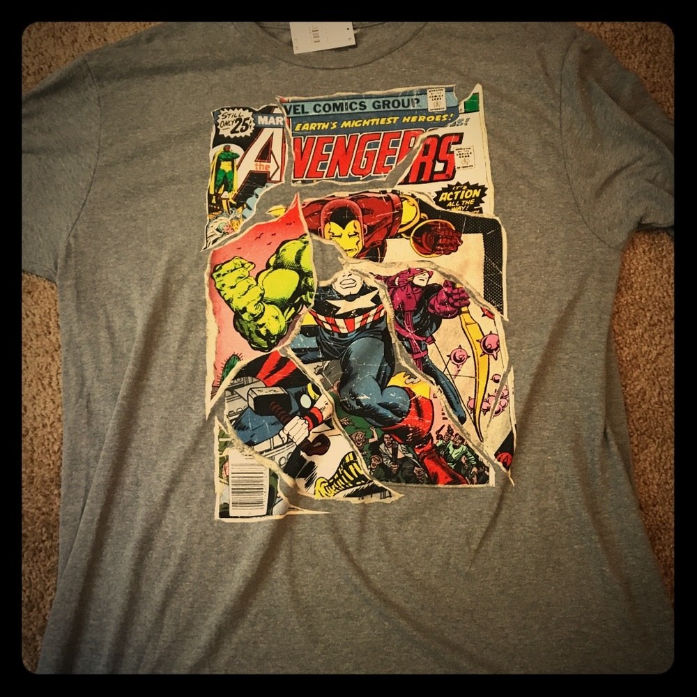 Men’s large marvel comic T-shirt